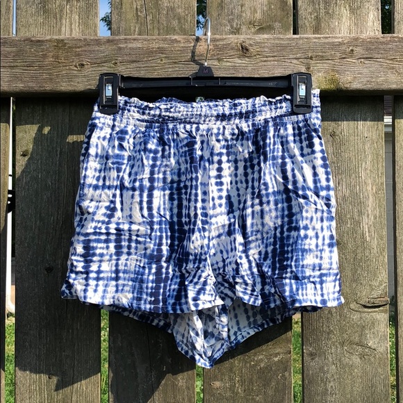 Tie Dye Shorts - Picture 3 of 4